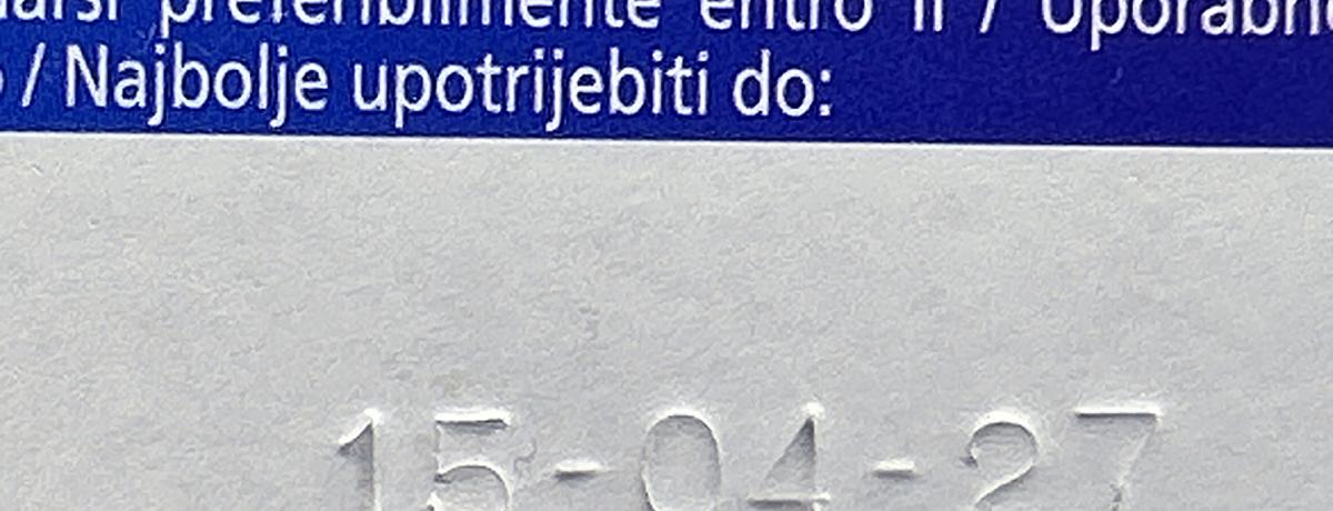 da consumarsi preferibilmente entro il / data di scadenza / best before / expiry date